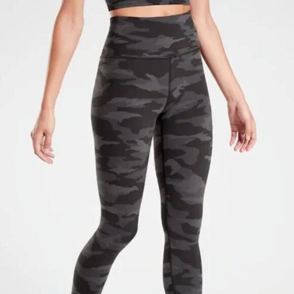 Athleta Small Tall Elation Camo 7/8 Tight - Picture 1 of 3